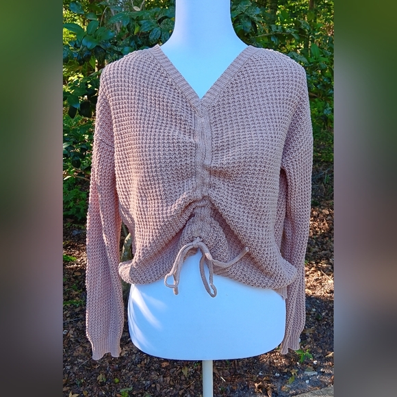 Waffle knit drawstring sweater - Picture 4 of 9